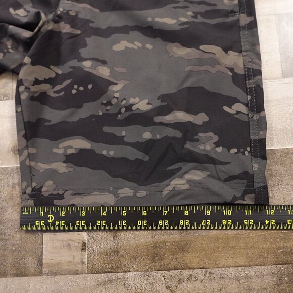 American Eagle Camo Board Shorts Swim Trunks Men's Size M - Picture 7 of 10